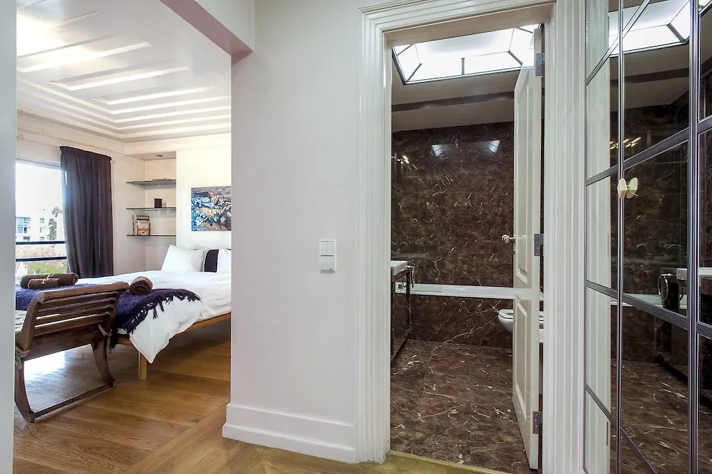Portuguese Living Saldanha Prestige Apartments Lisbon
